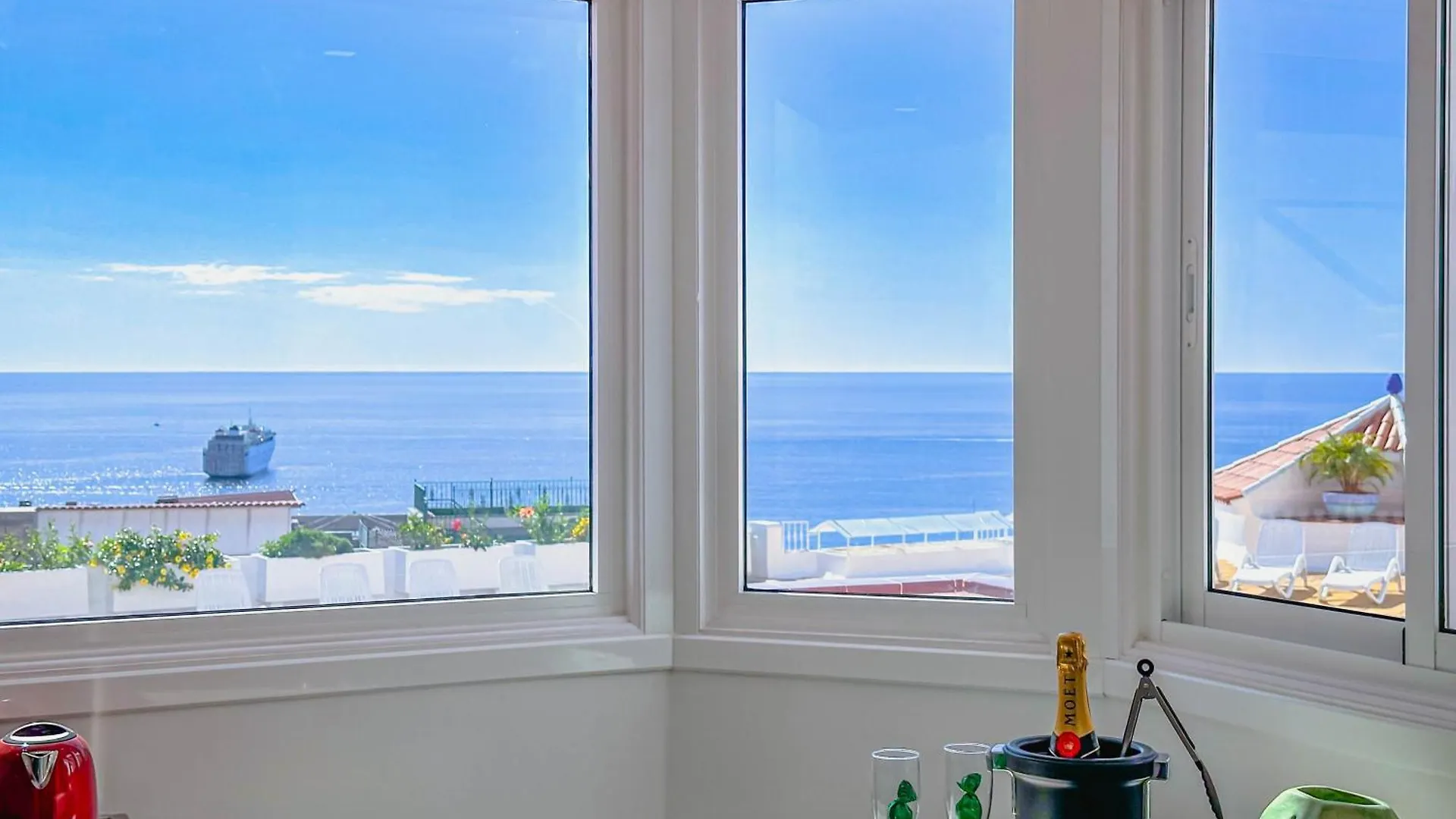 Апартаменты Horizonte 22 Sea View Relax In Luxury Лос Кристианос