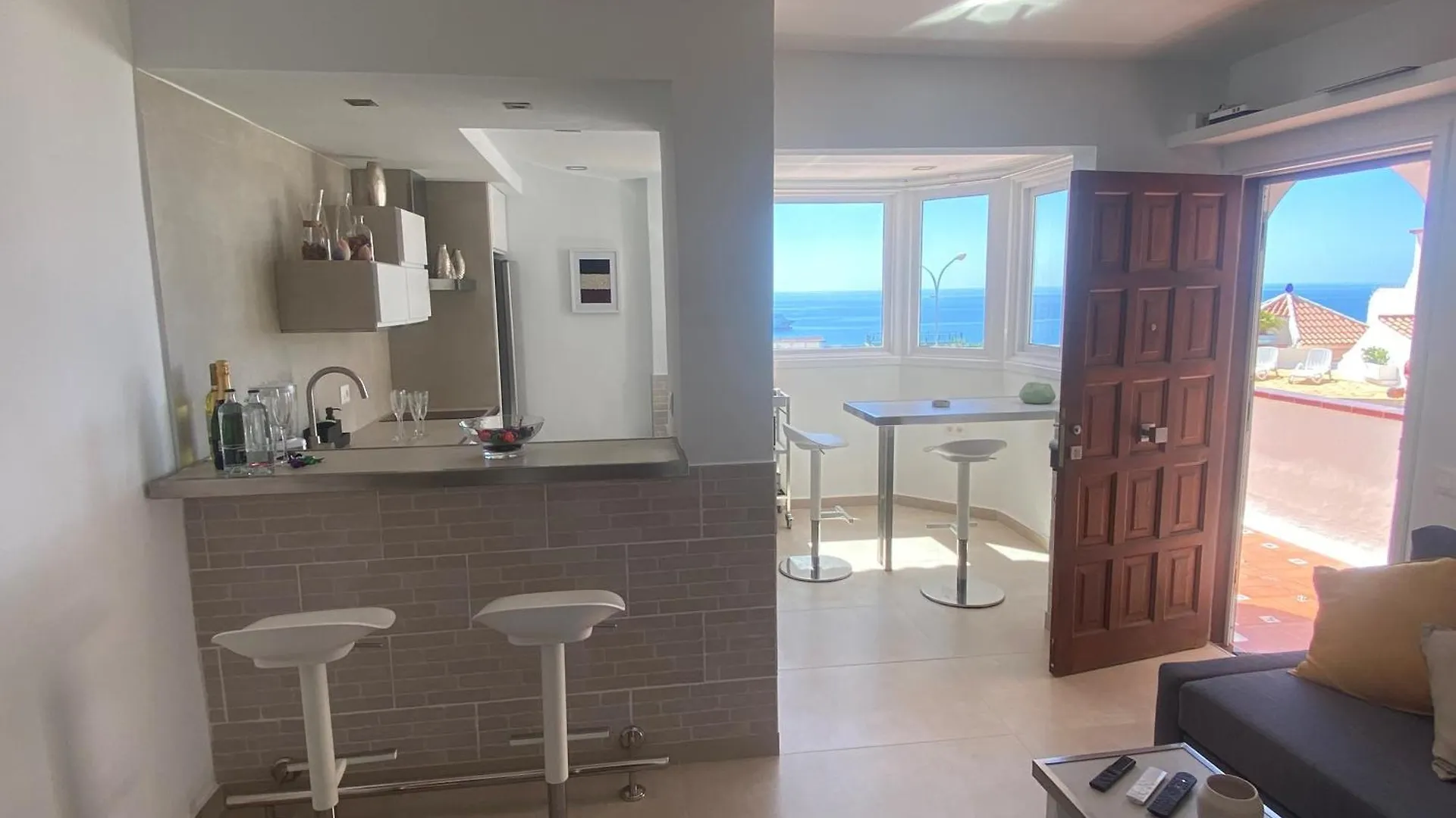 Апартаменты Horizonte 22 Sea View Relax In Luxury Лос Кристианос 0*,