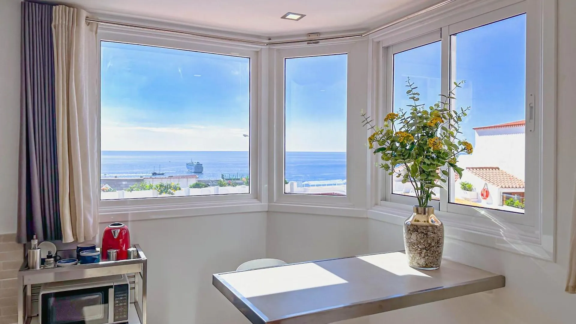 Апартаменты Horizonte 22 Sea View Relax In Luxury Лос Кристианос Испания